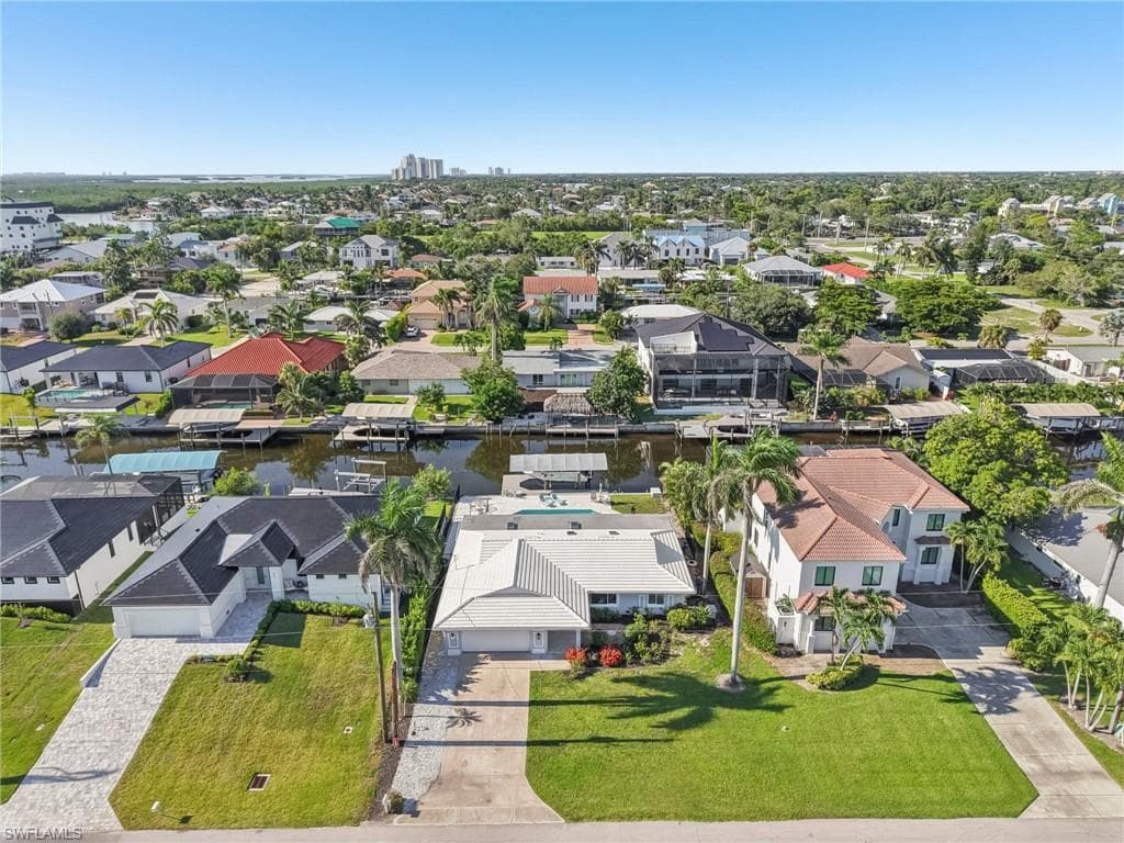 225 3rd St, Bonita Springs, FL 34134-36