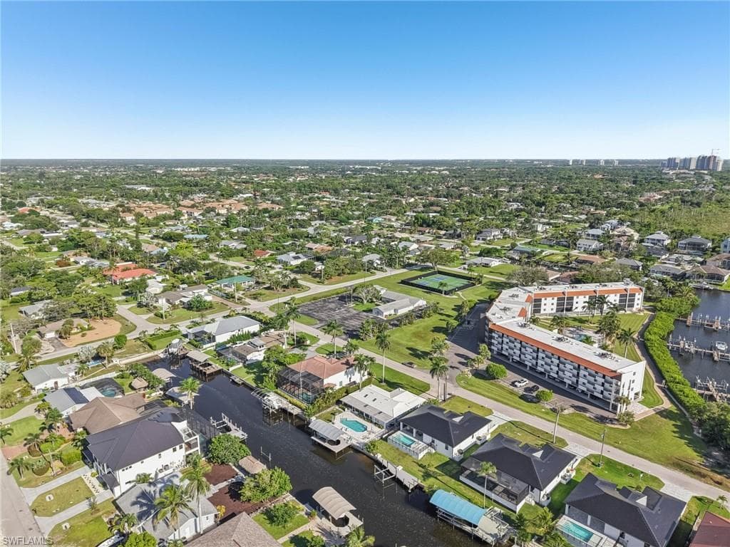 225 3rd St, Bonita Springs, FL 34134-39