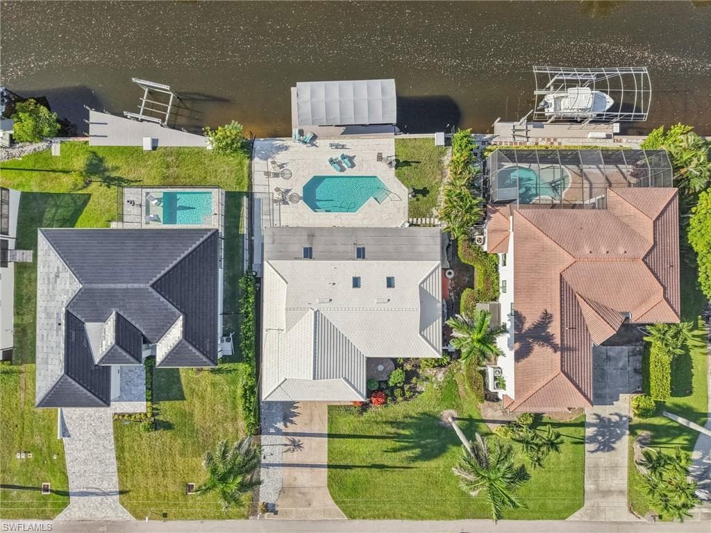 225 3rd St, Bonita Springs, FL 34134-43