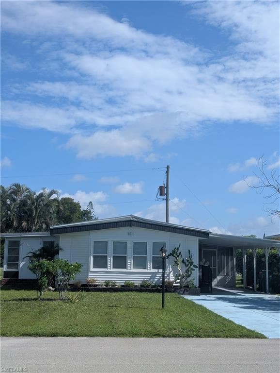 151 Pine Key Ln 26, Naples, FL 34114-1