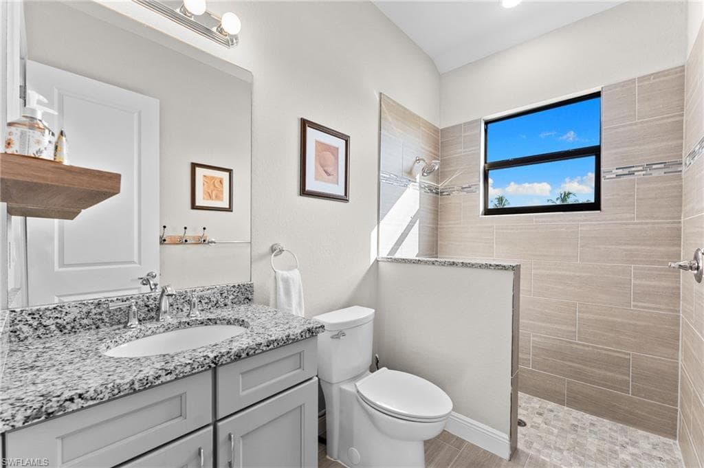 97 Forest Hills Blvd, Naples, FL 34113-9