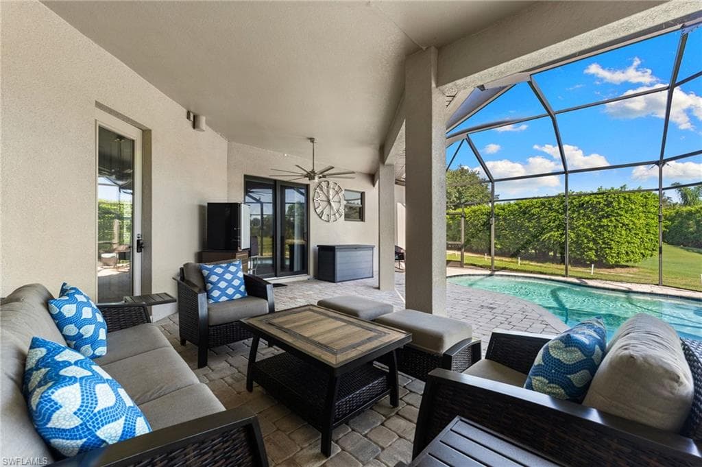 97 Forest Hills Blvd, Naples, FL 34113-18