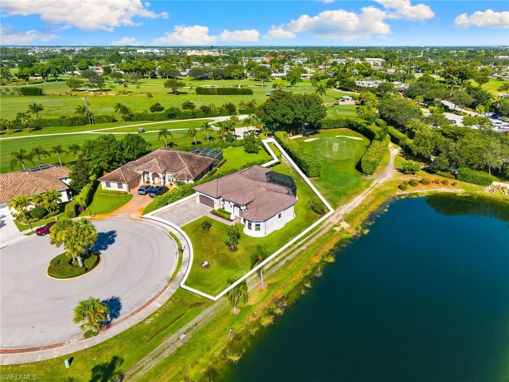 97 Forest Hills Blvd, Naples, FL 34113-22