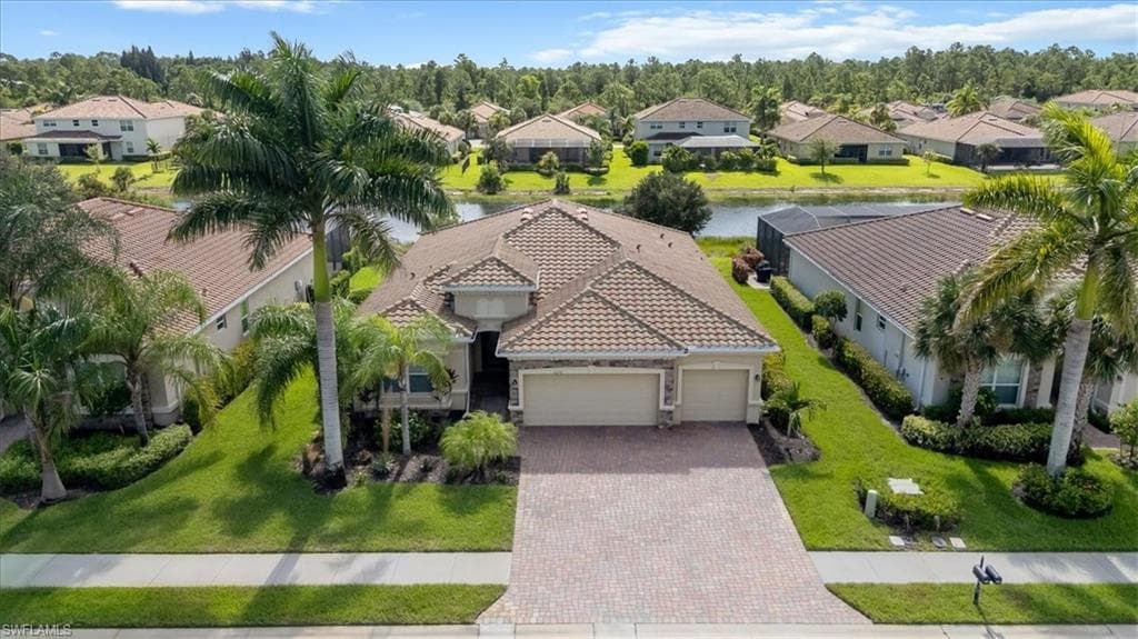 2270 Vermont Ln, Naples, FL 34120-32