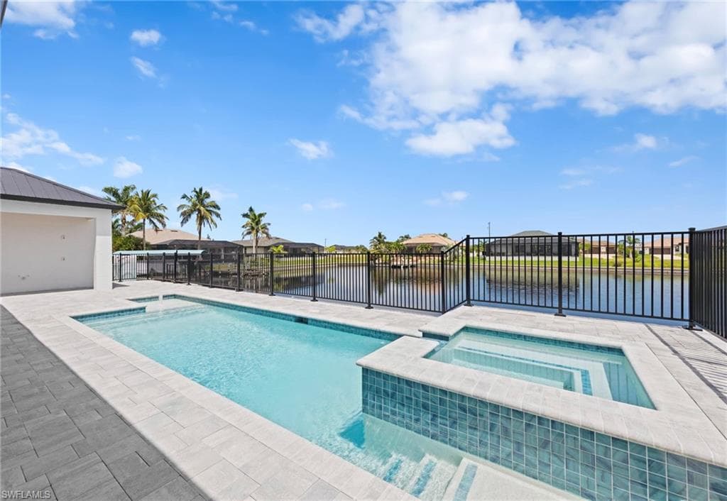 4201 Gulfstream Pkwy, Cape Coral, FL 33993-36