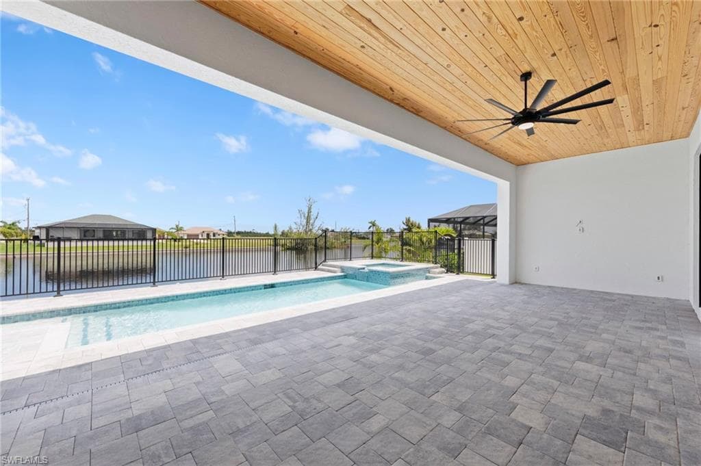 4201 Gulfstream Pkwy, Cape Coral, FL 33993-39