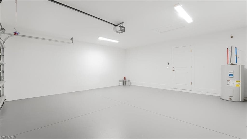 2702 46th St SW, Lehigh Acres, FL 33976-25