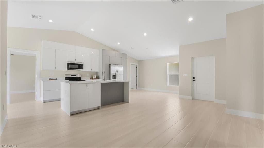 2702 46th St SW, Lehigh Acres, FL 33976-3