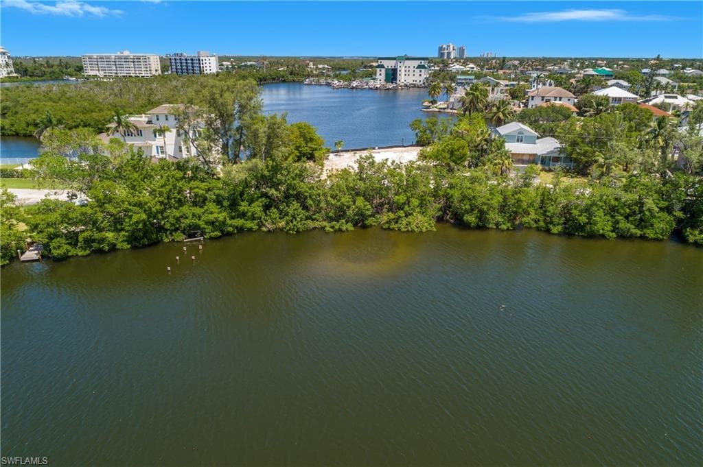 250 3rd St, Bonita Springs, FL 34134-7