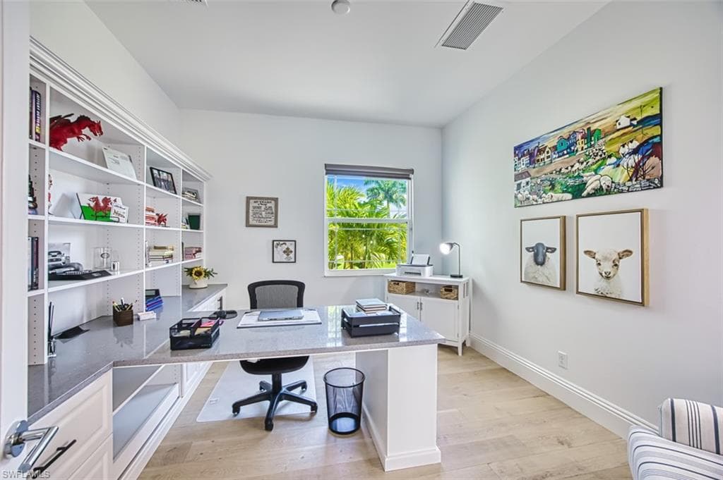 16 Willoughby Dr, Naples, FL 34110-15
