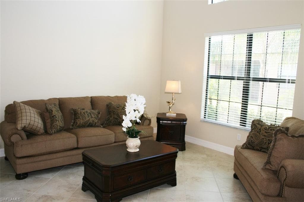 3296 Pacific Dr, Naples, FL 34119-12