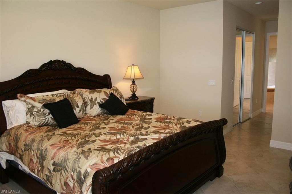 3296 Pacific Dr, Naples, FL 34119-19