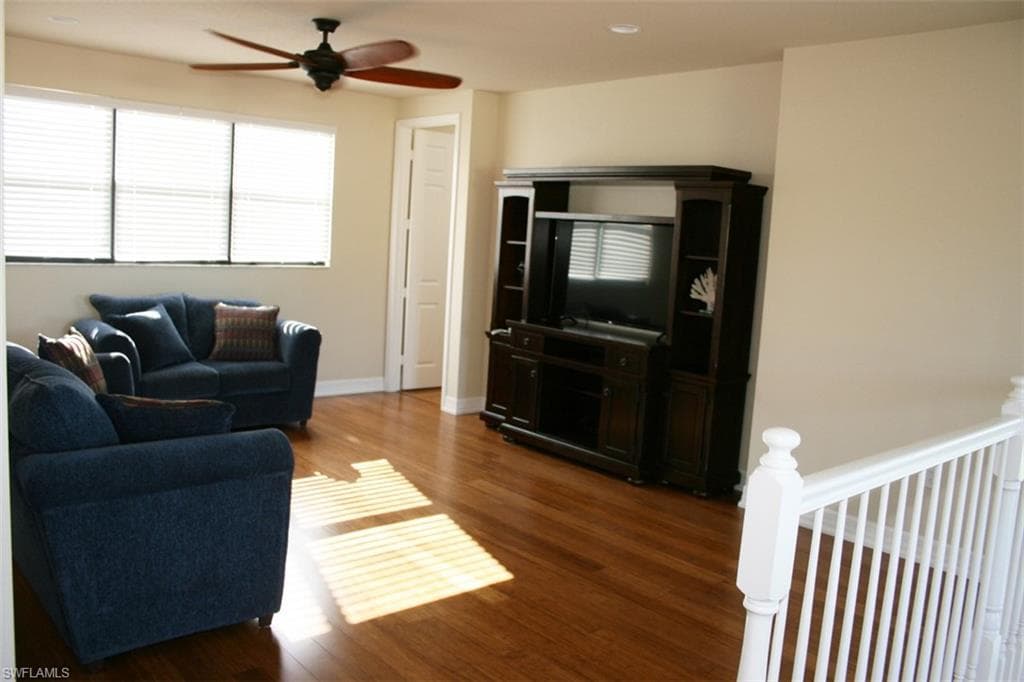 3296 Pacific Dr, Naples, FL 34119-21