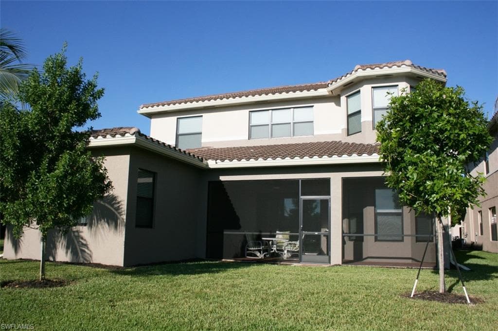 3296 Pacific Dr, Naples, FL 34119-5