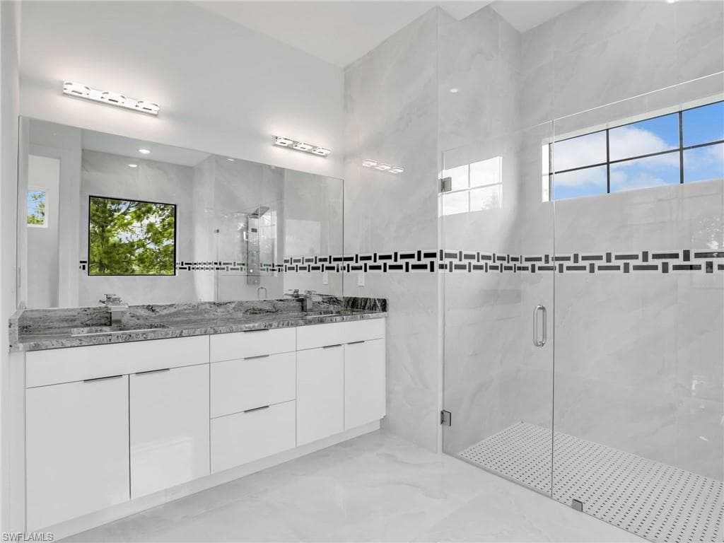 1604 9th St, Lehigh Acres, FL 33972-18