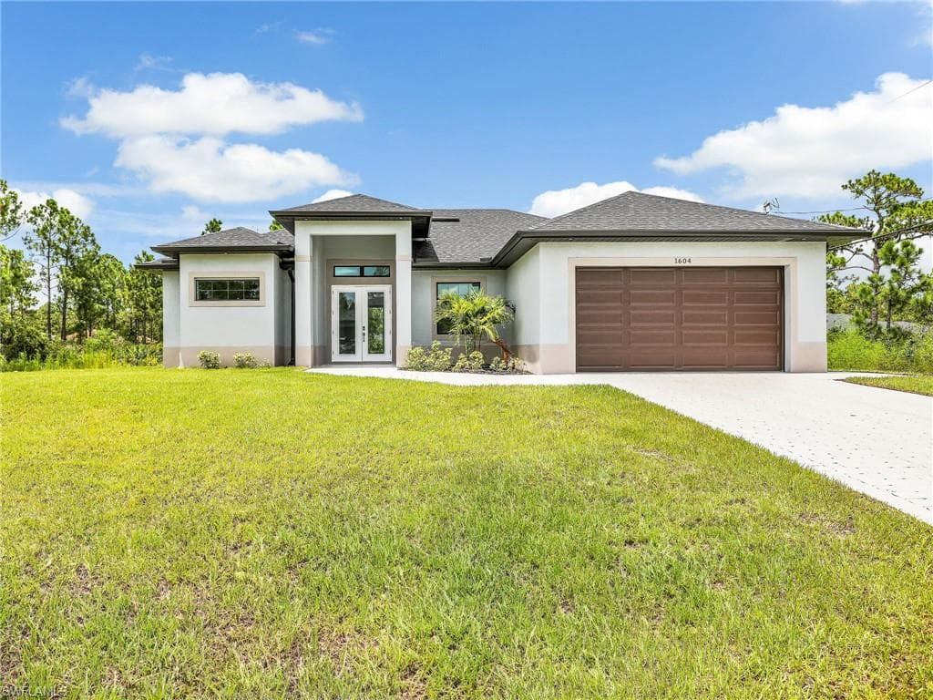1604 9th St, Lehigh Acres, FL 33972-1