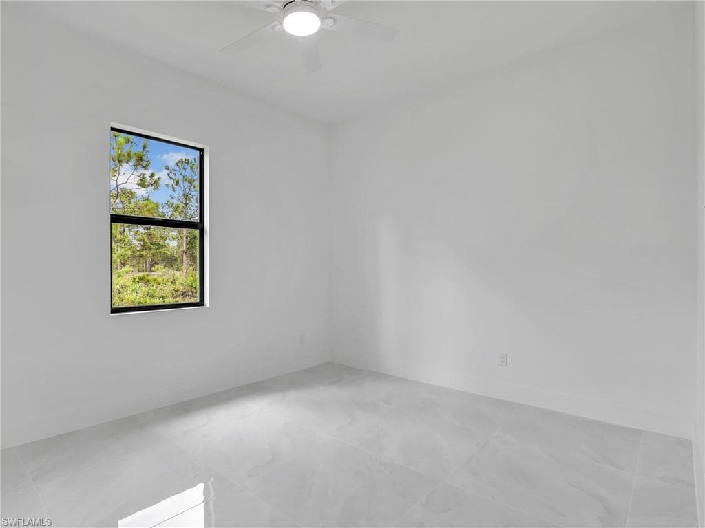 1604 9th St, Lehigh Acres, FL 33972-20