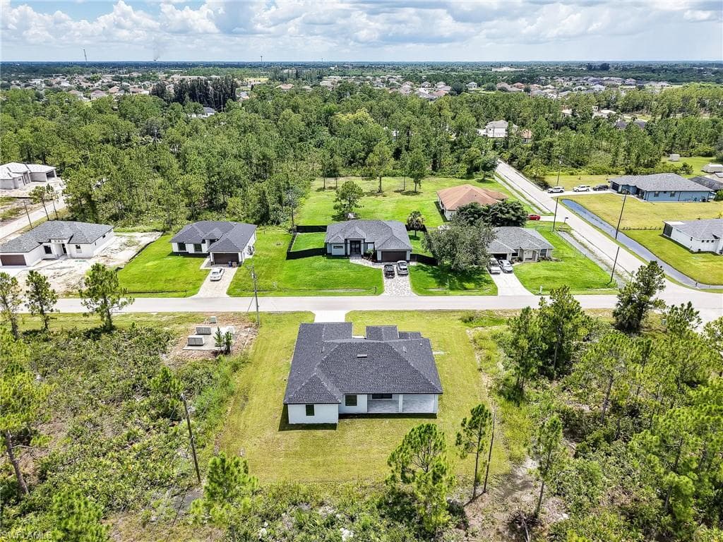 1604 9th St, Lehigh Acres, FL 33972-31