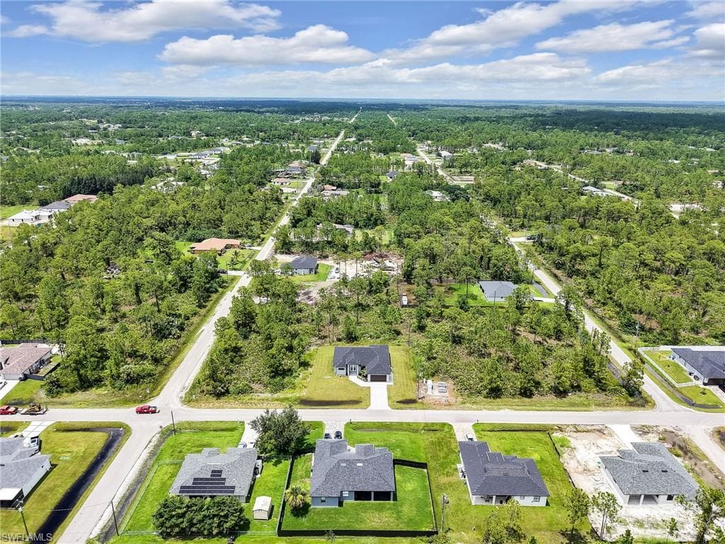 1604 9th St, Lehigh Acres, FL 33972-32