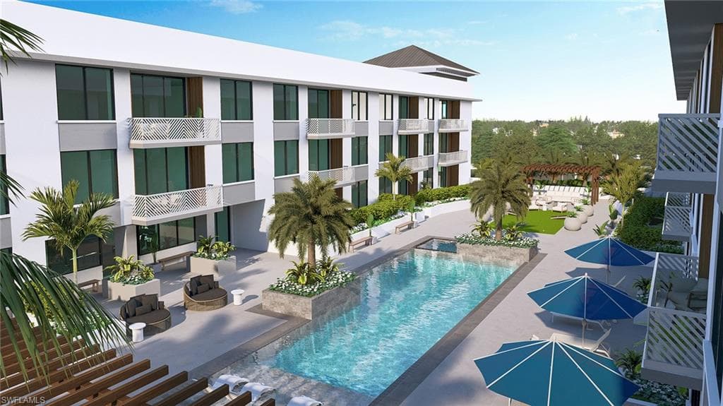 4936 Tamiami Trl E 402, Naples, FL 34113-5