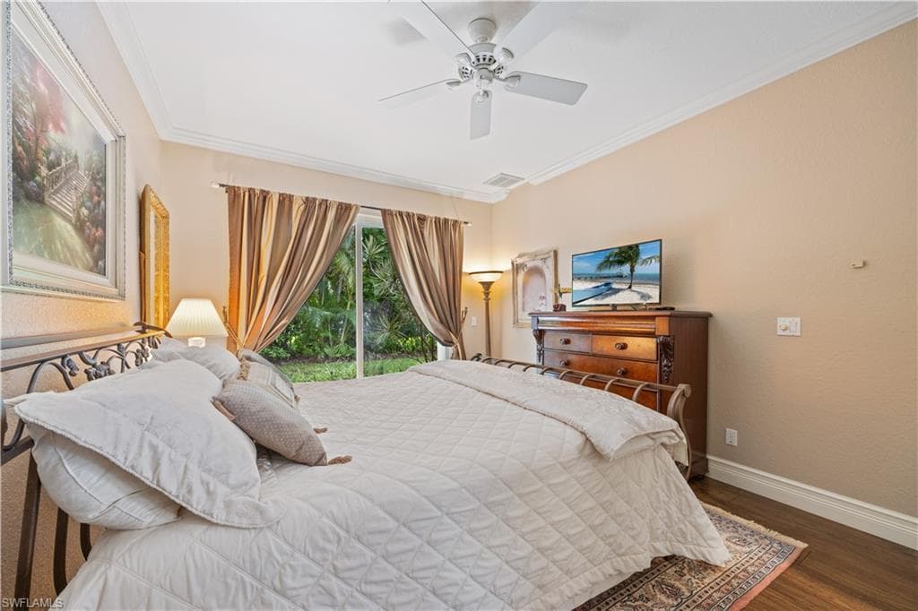 222 Monterey Dr, Naples, FL 34119-10