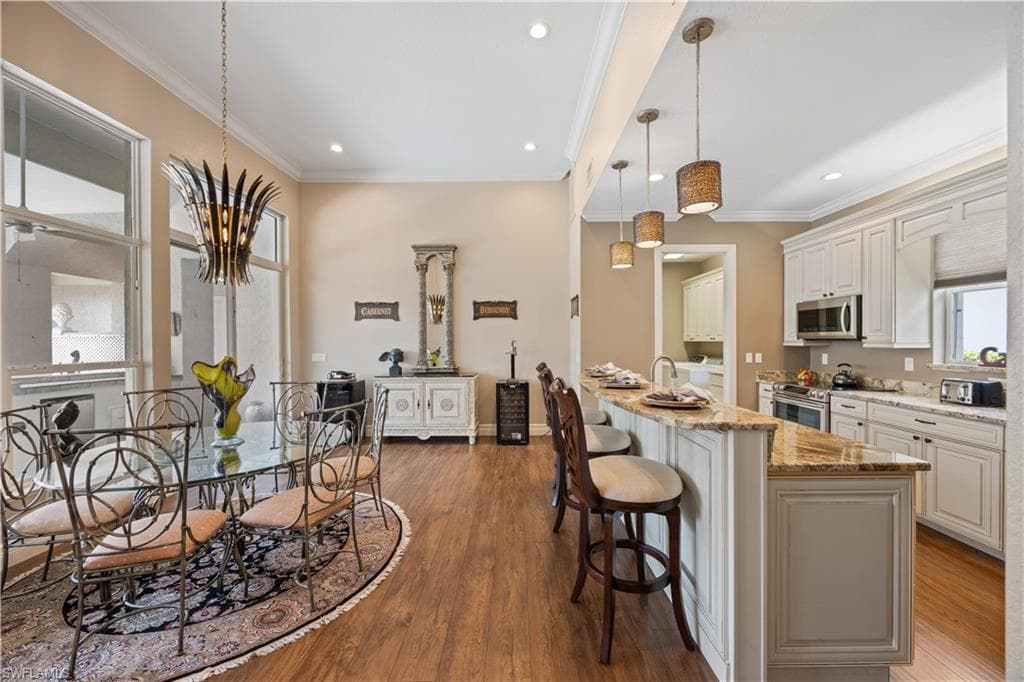 222 Monterey Dr, Naples, FL 34119-12