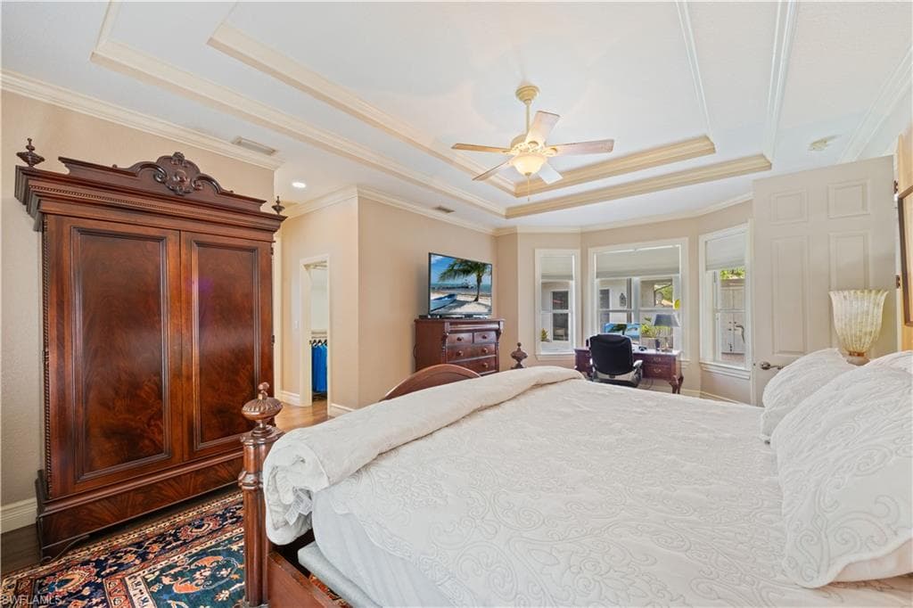 222 Monterey Dr, Naples, FL 34119-21