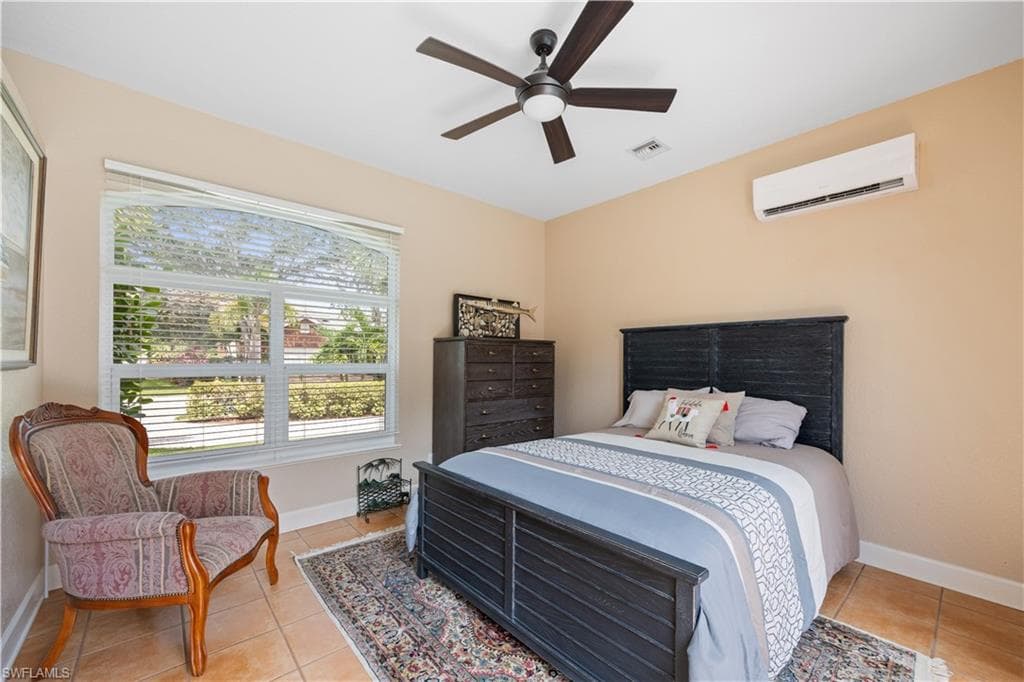 222 Monterey Dr, Naples, FL 34119-25