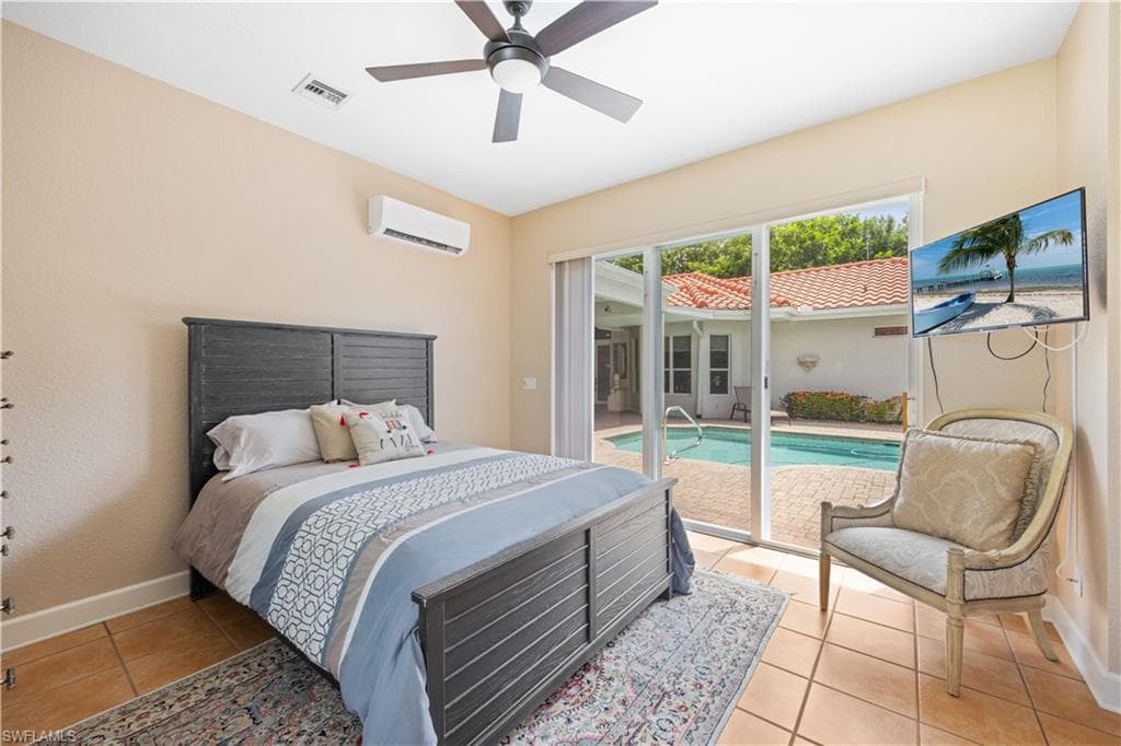 222 Monterey Dr, Naples, FL 34119-27