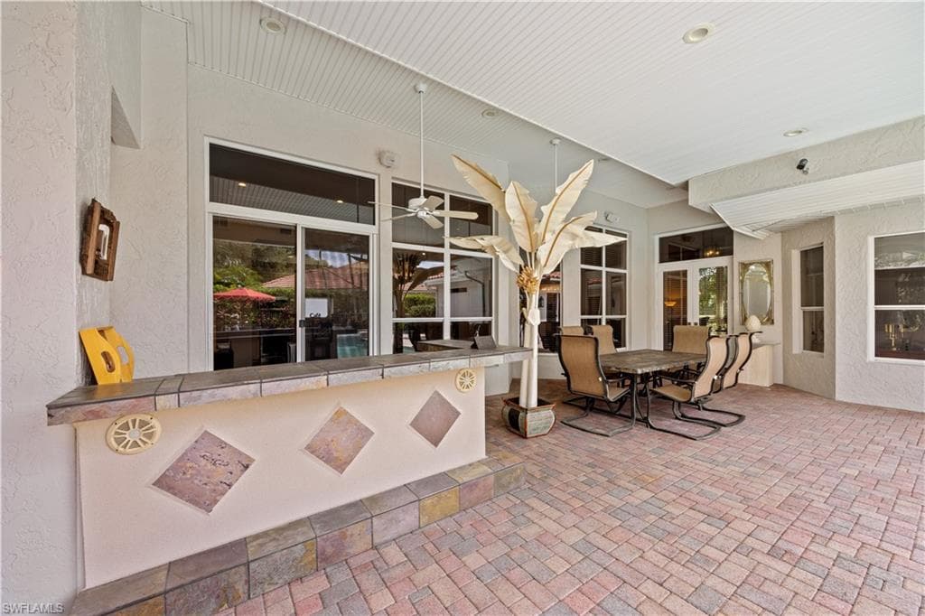 222 Monterey Dr, Naples, FL 34119-32