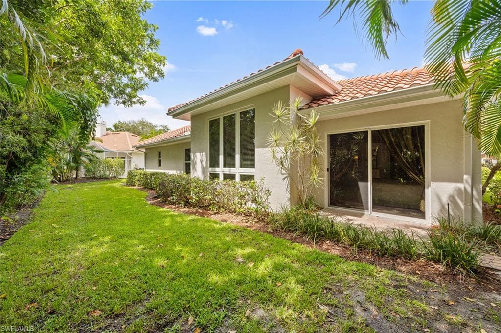 222 Monterey Dr, Naples, FL 34119-35