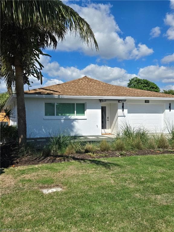 565 110th Ave N, Naples, FL 34108-21