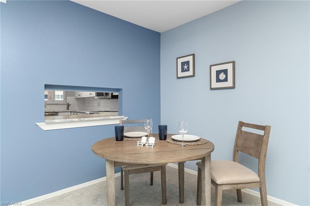 255 3rd Ave S 255, Naples, FL 34102-12