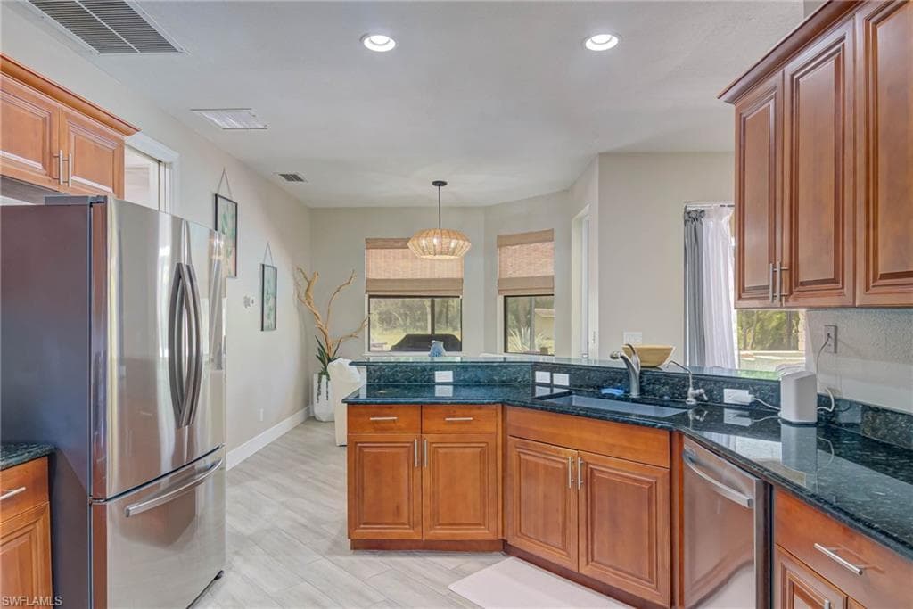 2515 70th Ave NE, Naples, FL 34120-11