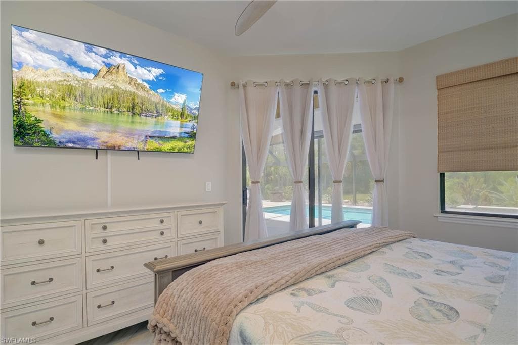 2515 70th Ave NE, Naples, FL 34120-15