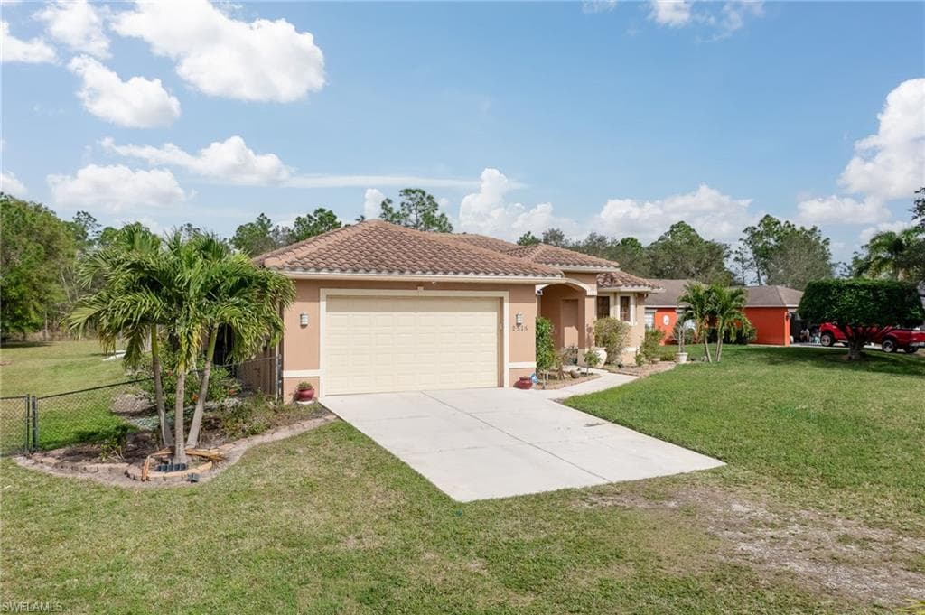 2515 70th Ave NE, Naples, FL 34120-28