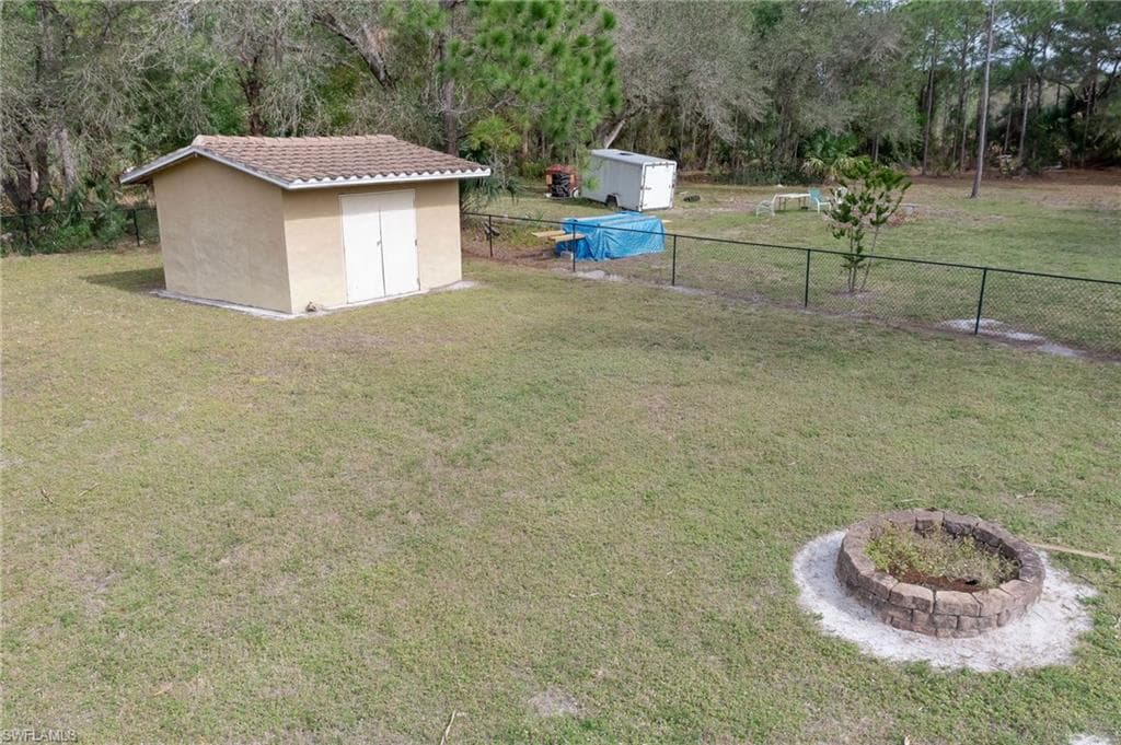 2515 70th Ave NE, Naples, FL 34120-33
