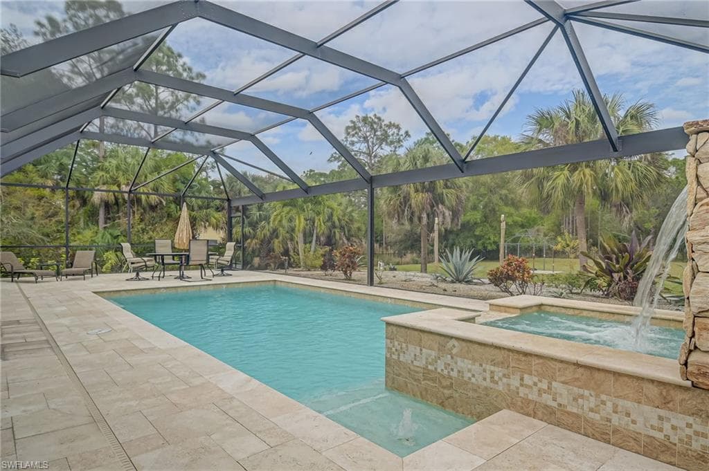 2515 70th Ave NE, Naples, FL 34120-3