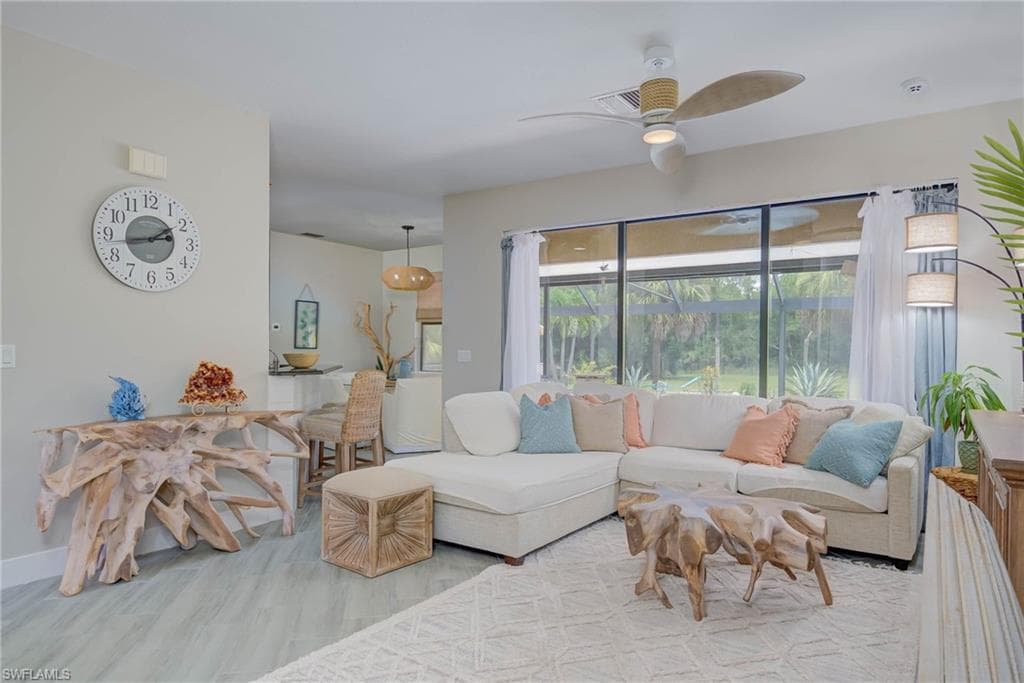 2515 70th Ave NE, Naples, FL 34120-4