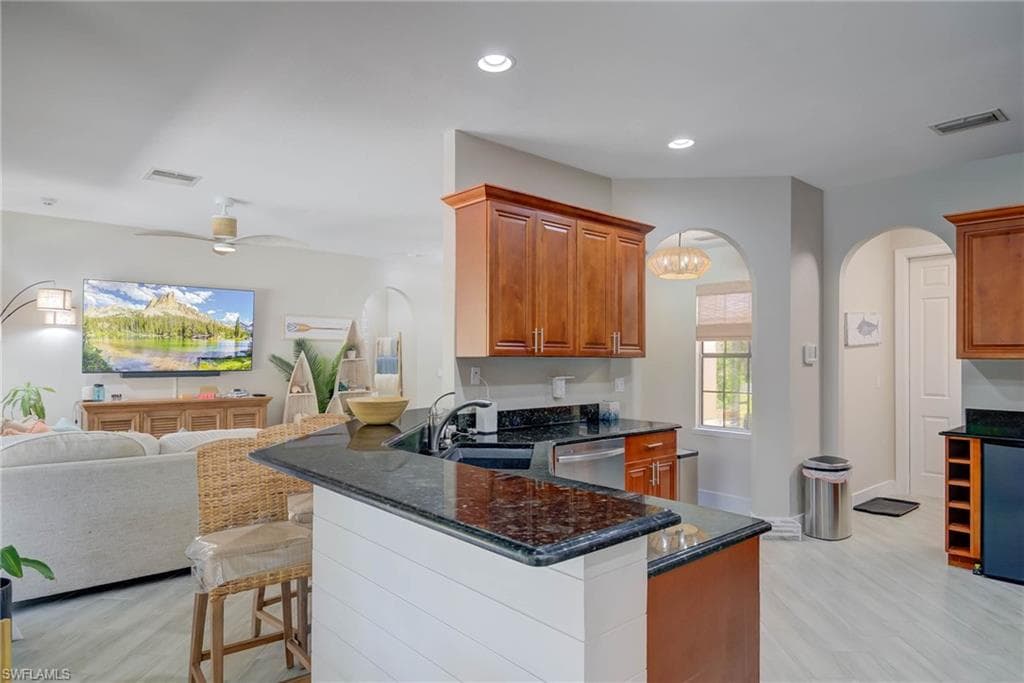 2515 70th Ave NE, Naples, FL 34120-8