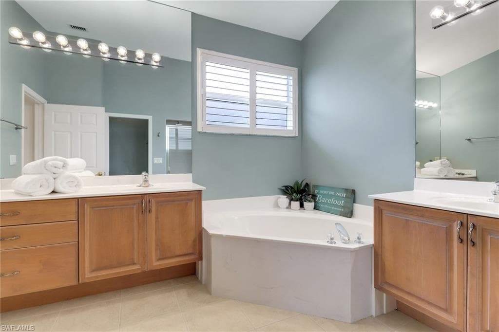 20107 Castlemaine Ave, Estero, FL 33928-8
