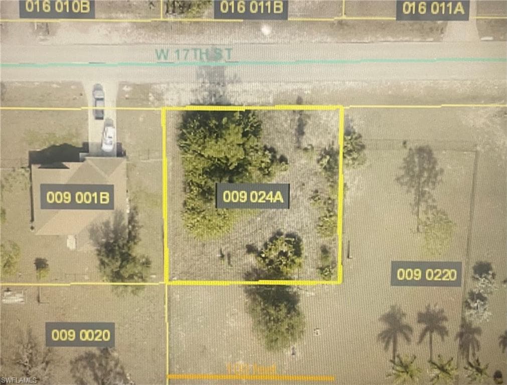 203 17th St, Lehigh Acres, FL 33972-3