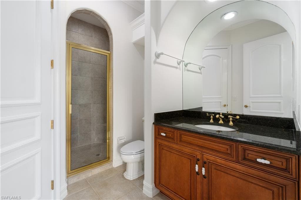 235 Bayfront Dr, Bonita Springs, FL 34134-41