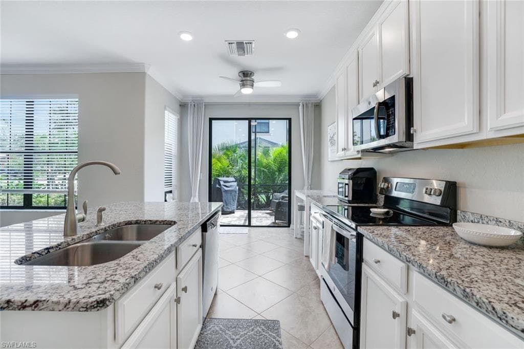 1141 Antaras Ct N 25, Naples, FL 34113-7