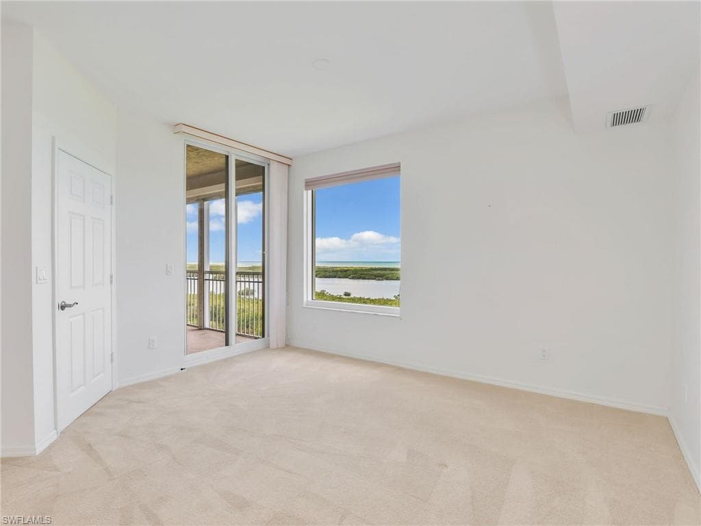 1001 Arbor Lake Dr 902, Naples, FL 34110-15