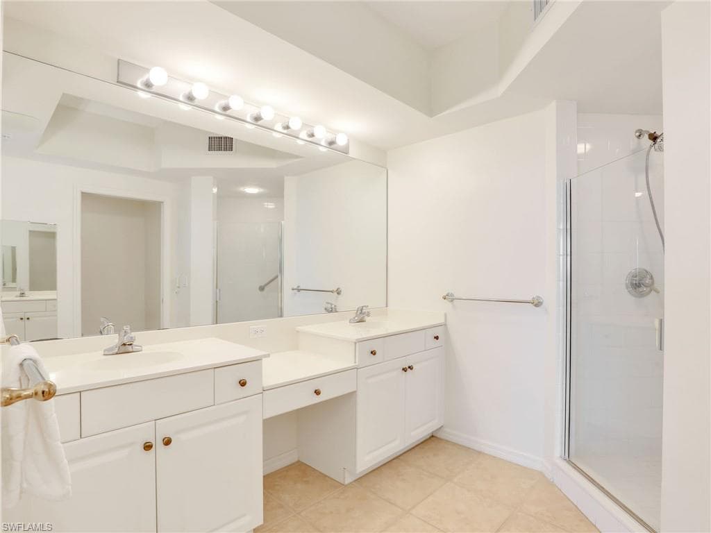 1001 Arbor Lake Dr 902, Naples, FL 34110-7