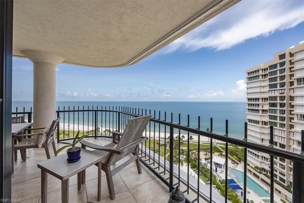 4251 Gulf Shore Blvd N 17d, Naples, FL 34103-13