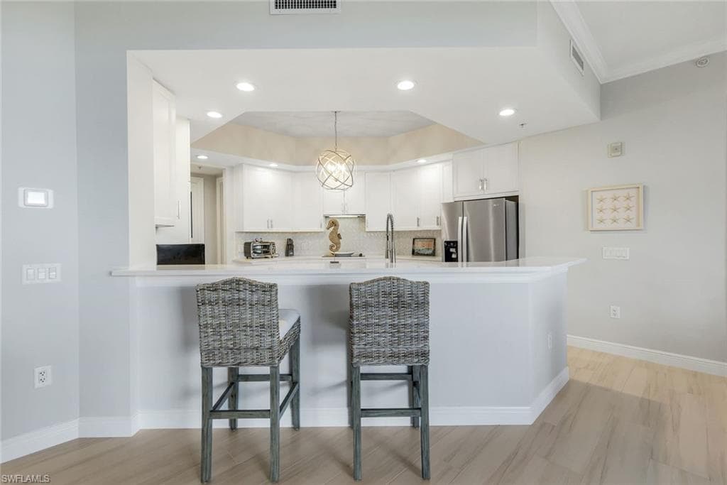 24011 Via Castella Dr 2102, Bonita Springs, FL 34134-9