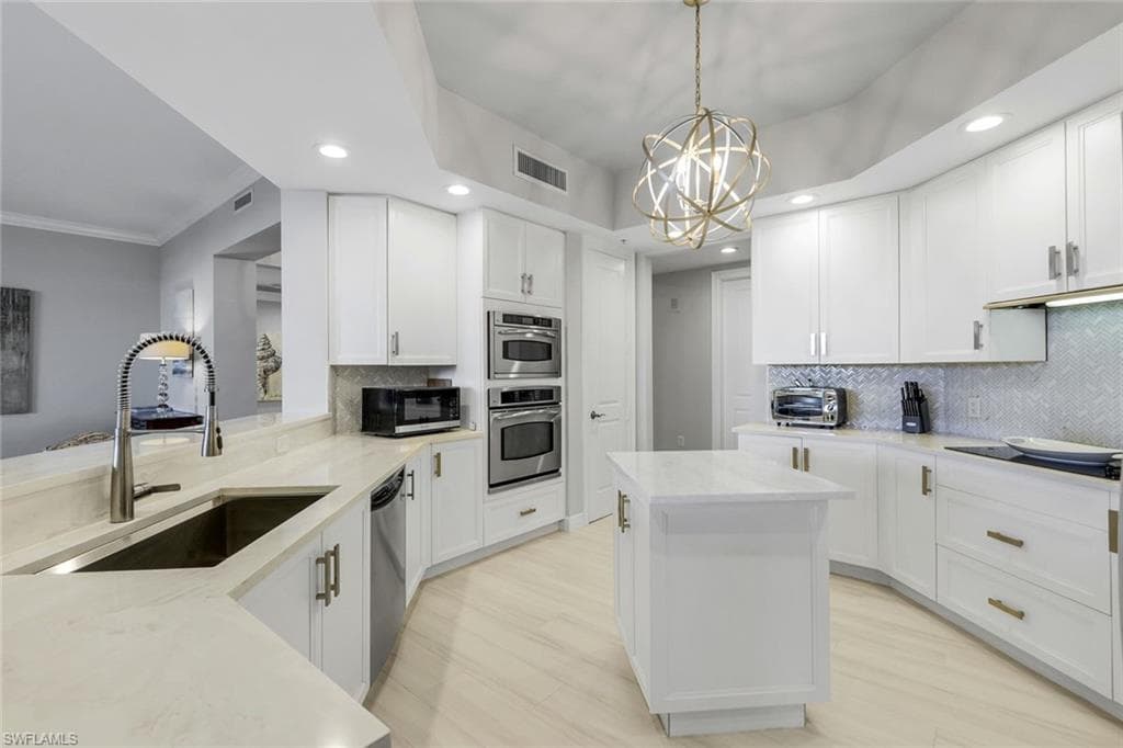 24011 Via Castella Dr 2102, Bonita Springs, FL 34134-11