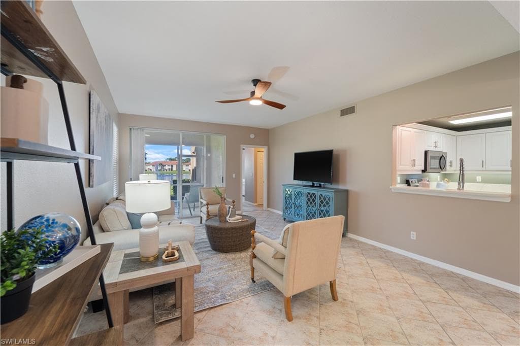 6910 Huntington Lakes Cir 101, Naples, FL 34119-13